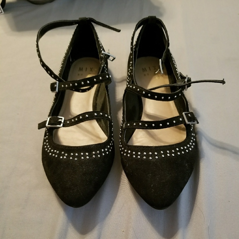 Black Flats
